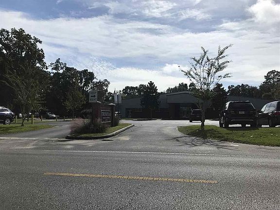 5th image of 3401 E Johnson Ave