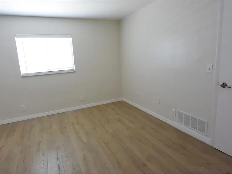 3751 S School Ave #26 — Photo 27