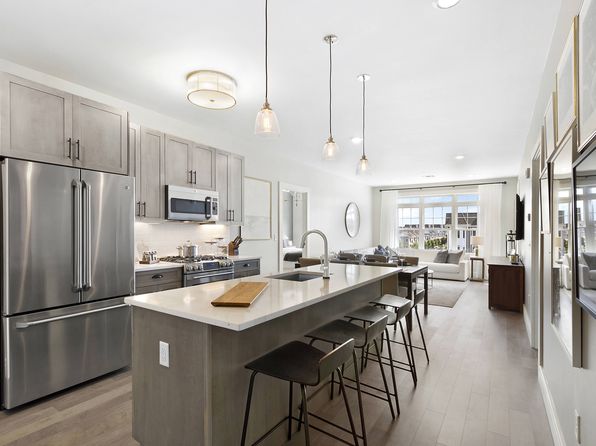 The Vanderbilt | 990 Corporate Dr, Westbury, NY