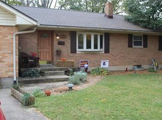 4279 Sugarcreek Dr, Bellbrook, OH 45305