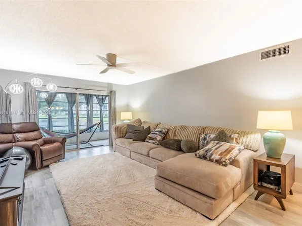 1804 Eleuthera Point #M1, Coconut Creek, FL 33066