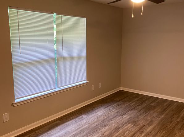 125 Emerald Pointe Ln #138