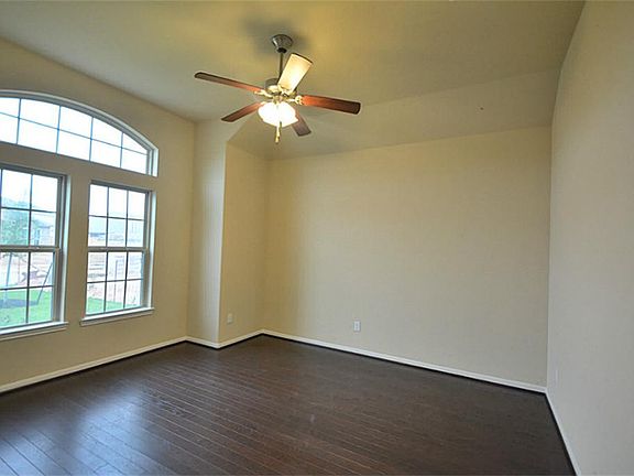 5th image of 3819 Daintree Park Dr