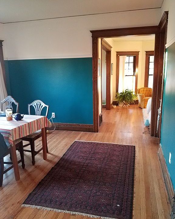 Dinning Room - 2nd Floor