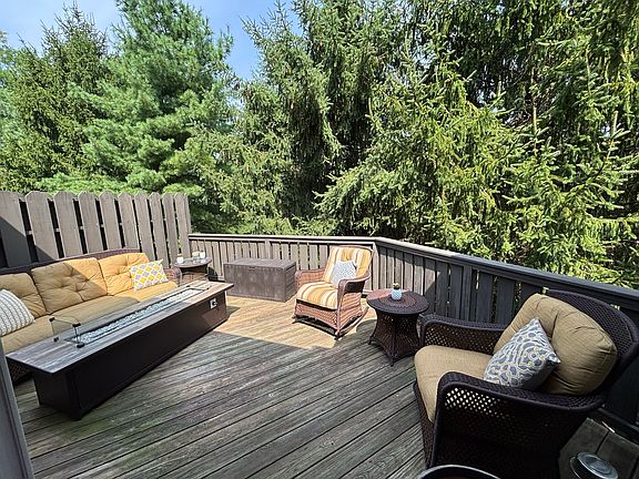 5th image of 407 Kingsberry Cir