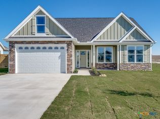 188 Turnberry Dr, La Vernia, TX 78121