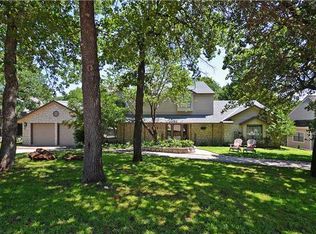308 Crown Colony Ln, Edmond, OK 73034