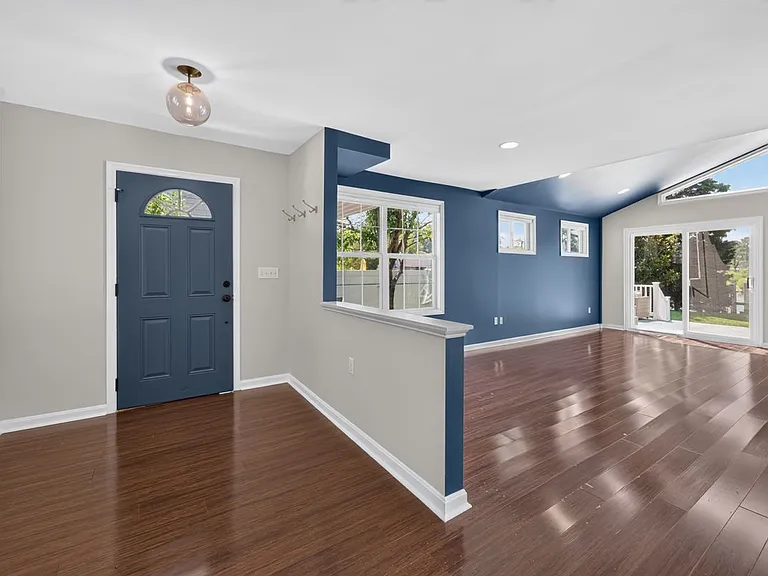 1035 Chester River Dr — Photo 5