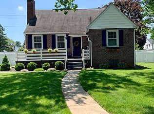 2950 Old Cedar Grove Rd, Broomall, PA 19008