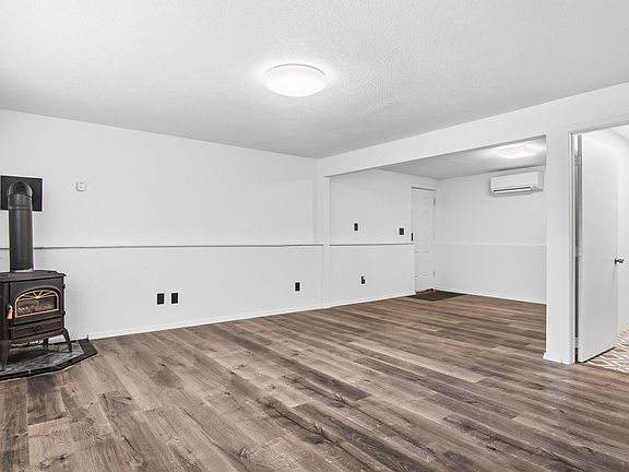 4th image of 5007 N Darin Rd