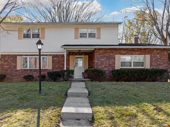 895 Middlebury Dr, Columbus, OH 43085