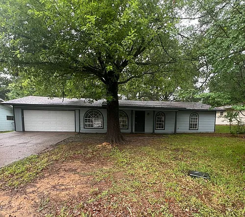1222 Deerfield Ln Photo 1