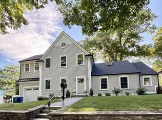 32 Hickory Cliff Rd, Newton, MA 02464
