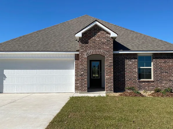 127 Lake Ridge Dr, Broussard, LA 70518
