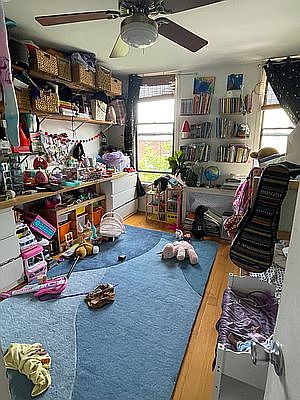 2nd image of 202 33rd St APT 3