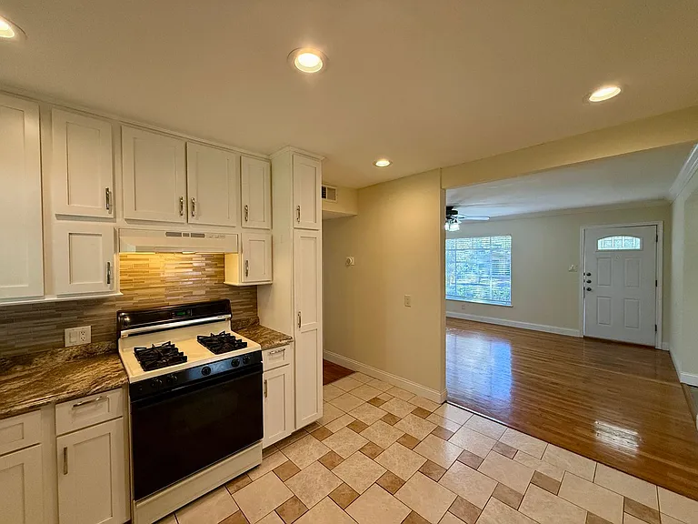 612 Hammack Dr — Photo 13