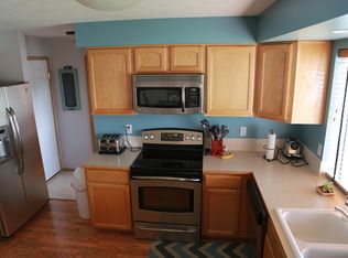 2012 N Salmon Riv, Greenacres, WA 99016