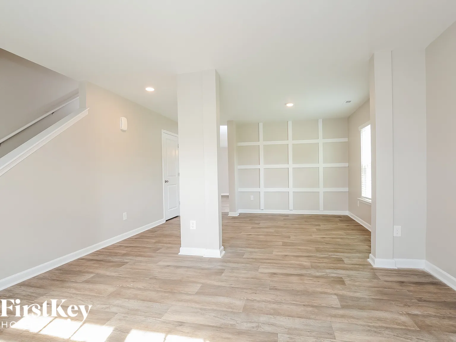 4 bed, 2.5 bath, 2712 sqft, $2,495 — Photo 3
