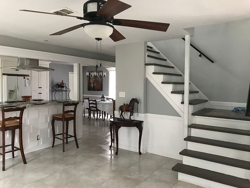 1705 W Rhodes Ave, Aransas Pass, TX 78336 Zillow