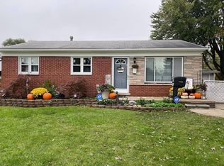 34164 Whittaker St, Clinton Township, MI 48035