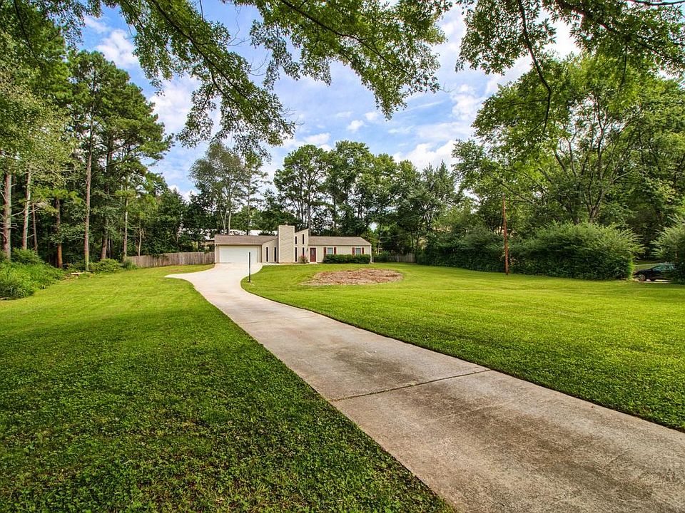 1st image of 2865 Wendwood Dr