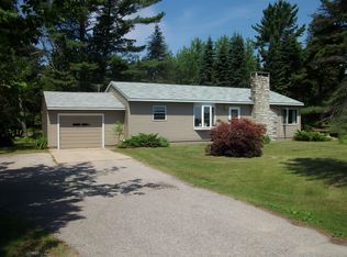 540 Chippewa Ave, Manistique, MI 49854