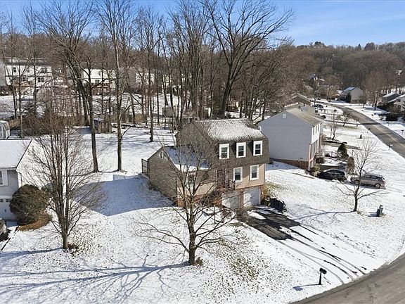 3rd image of 545 Chaparral Dr