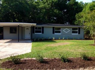 7426 Hielo Dr, Jacksonville, FL 32211