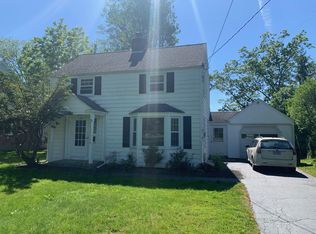 108 Salisbury Rd, Delmar, NY 12054