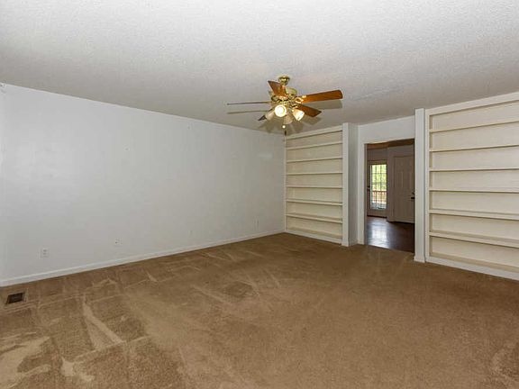5th image of 7021 Wrens Creek Ln