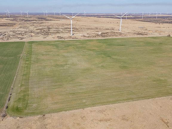 3rd image of 0 Hilton Rd