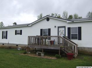 102 Blossum Ln, Blountsville, AL 35031