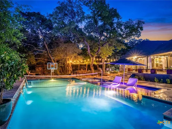 499 Lakeview Blvd, New Braunfels, TX 78130