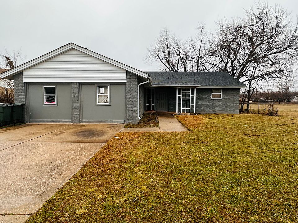1st image of 3221 Chetwood Dr