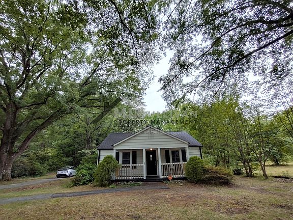 2nd image of 808 Glenco Rd
