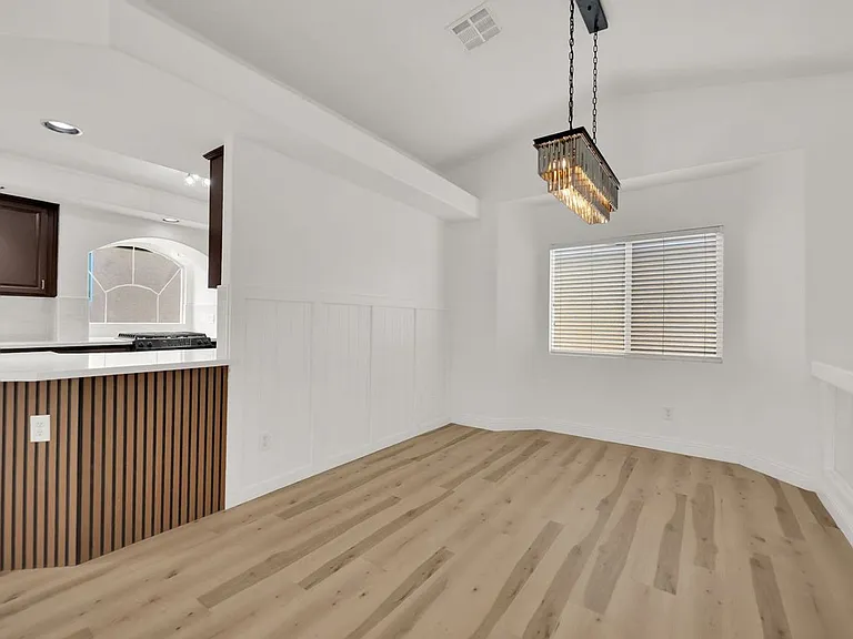 8449 Kettledrum St — Photo 4