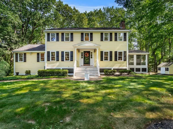 175 Herrick Rd, Boxford, MA 01921
