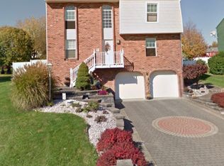 429 Shelbourne Dr, Pittsburgh, PA