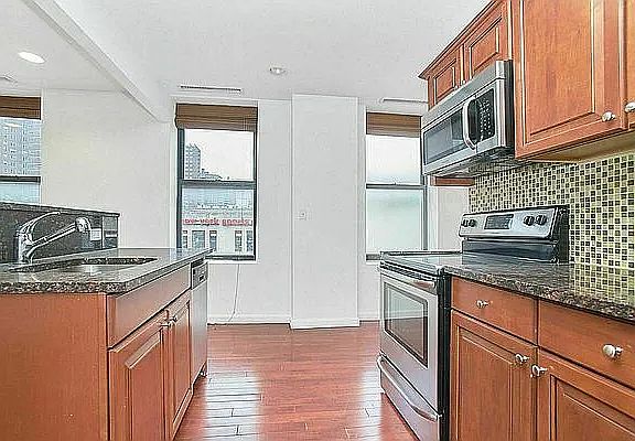 5th image of 268 W 23rd St #1L