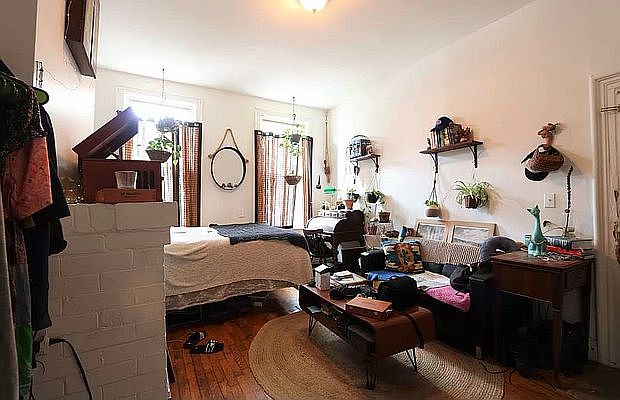 2nd image of 581 Lexington Ave #1F