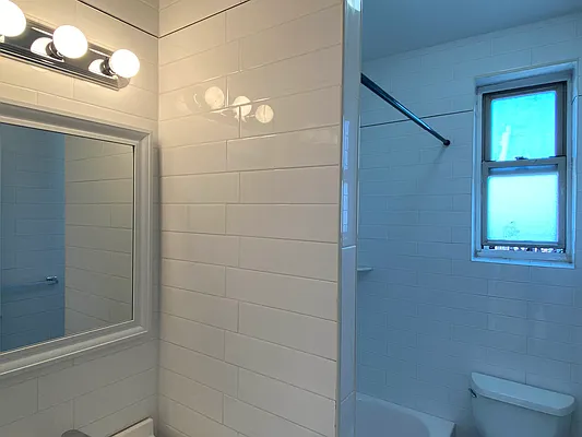 Rented by TheRealEstateCompany.com LLC | media 18