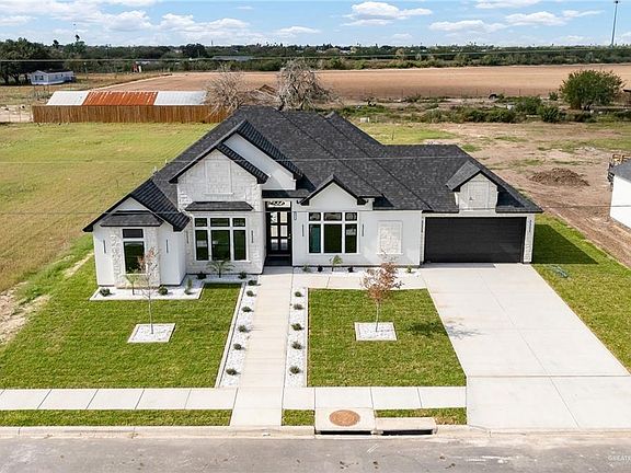 3rd image of 6317 Raiders Ave
