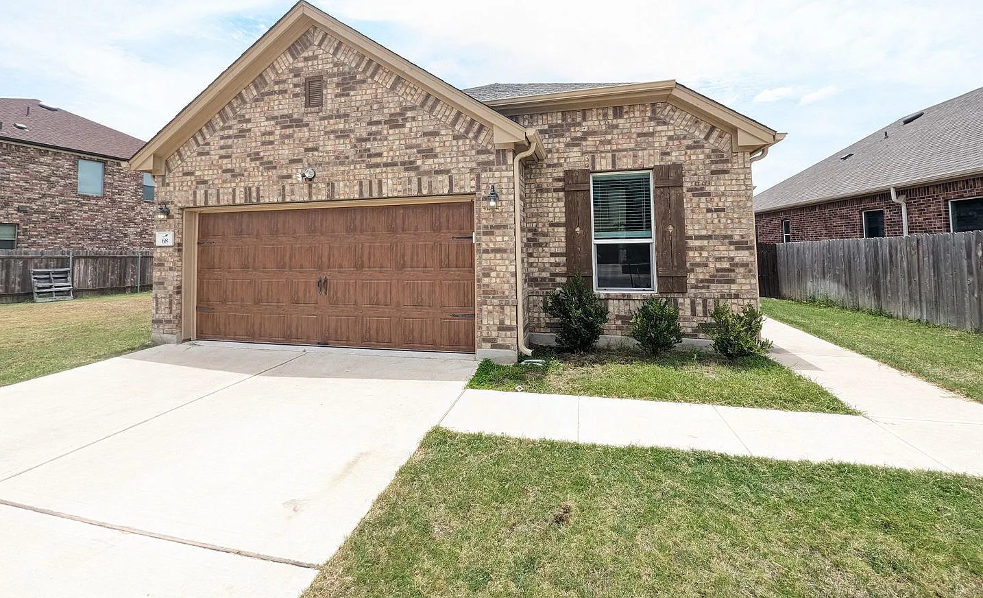 Great Round Rock Location in Sunrise Villas! — Photo 1