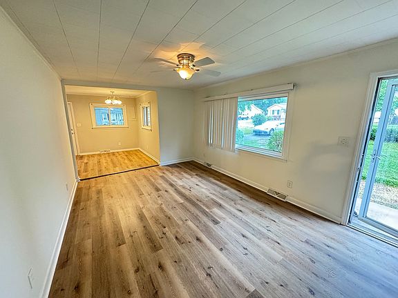 3rd image of 513 Bostian Ave