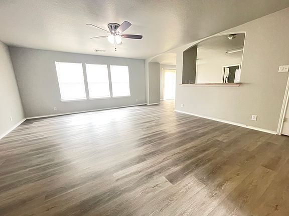 2nd image of 10162 Cedarcliff
