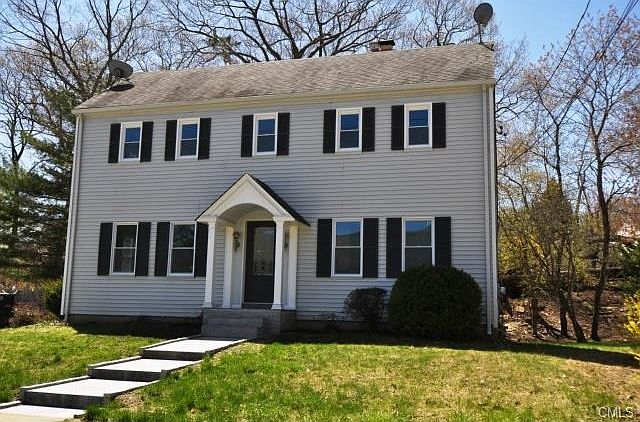 Gorgeous Saltbox Colonial