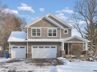 5009 Williston Rd, Minnetonka, MN 55345