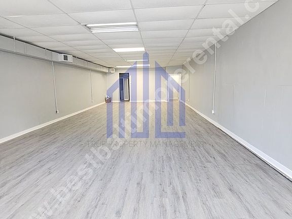2nd image of 3800 W Forest Park Ave #3308