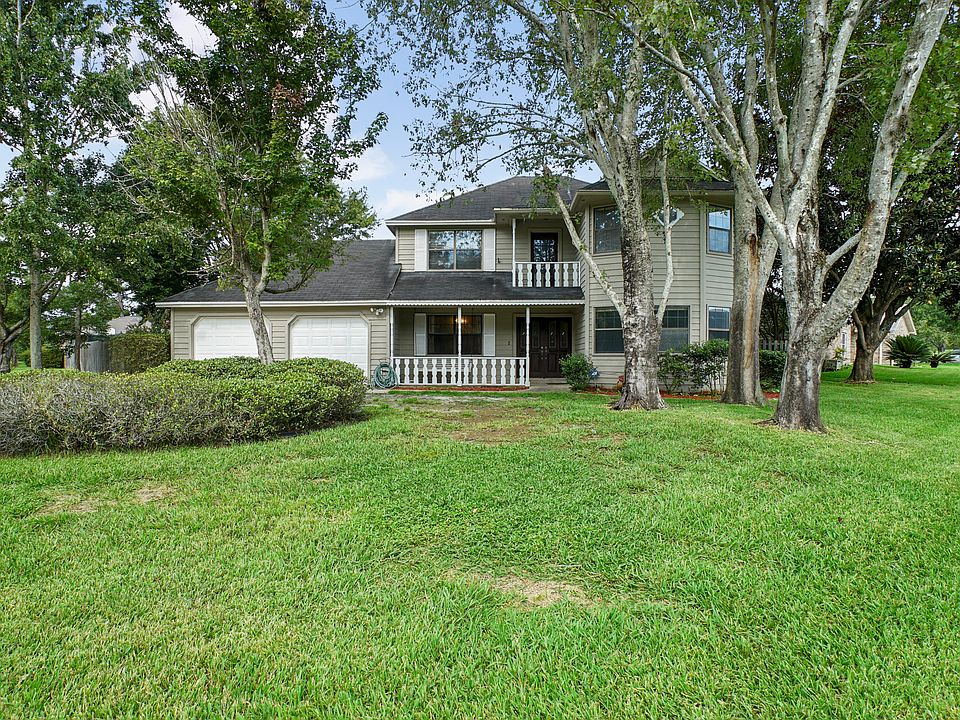 1st image of 8233 Spencers Trace Dr