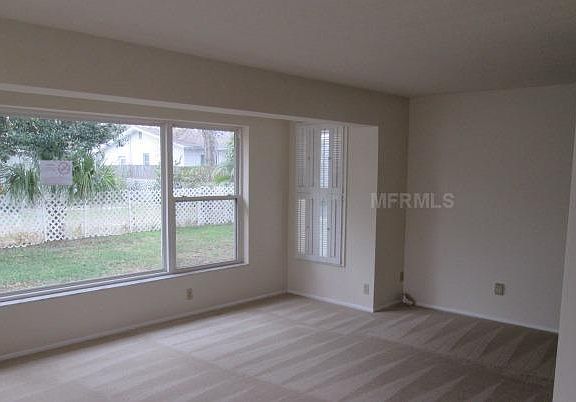 5th image of 1581 Simmons Dr